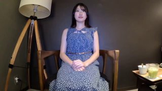 女性情感按摩房式KTV里面的技师又漂亮身材又好，也很骚哦